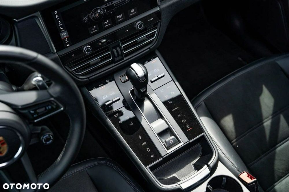 Porsche Macan GTS - 22