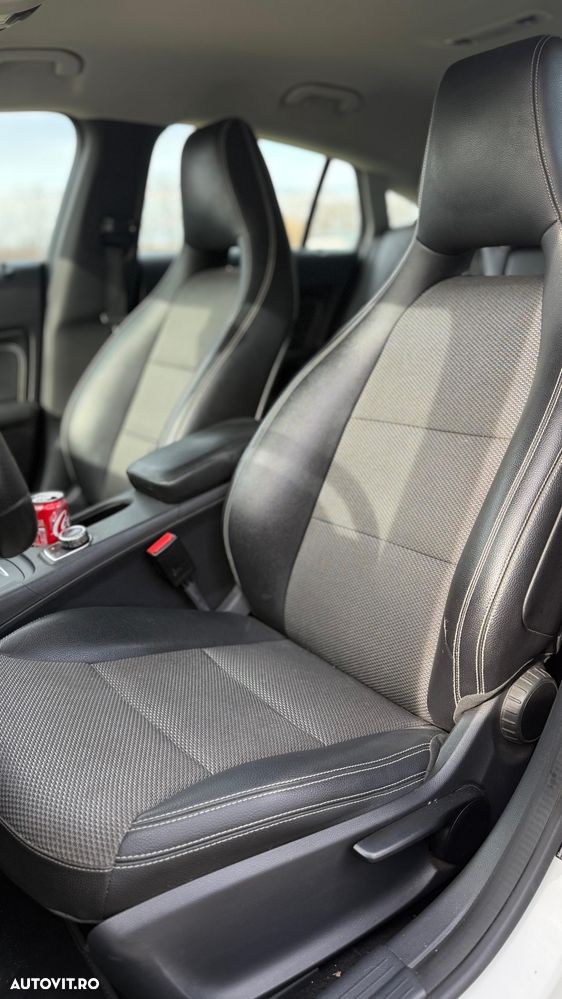 Mercedes-Benz CLA 200 - 9