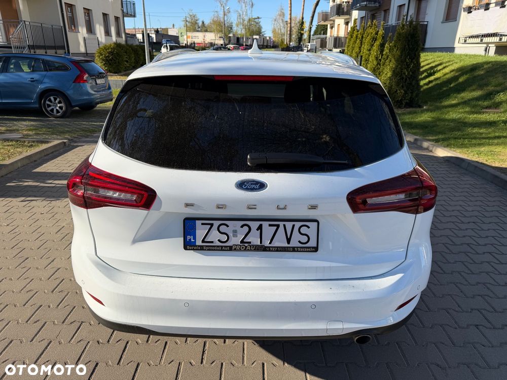 Ford Focus - 11