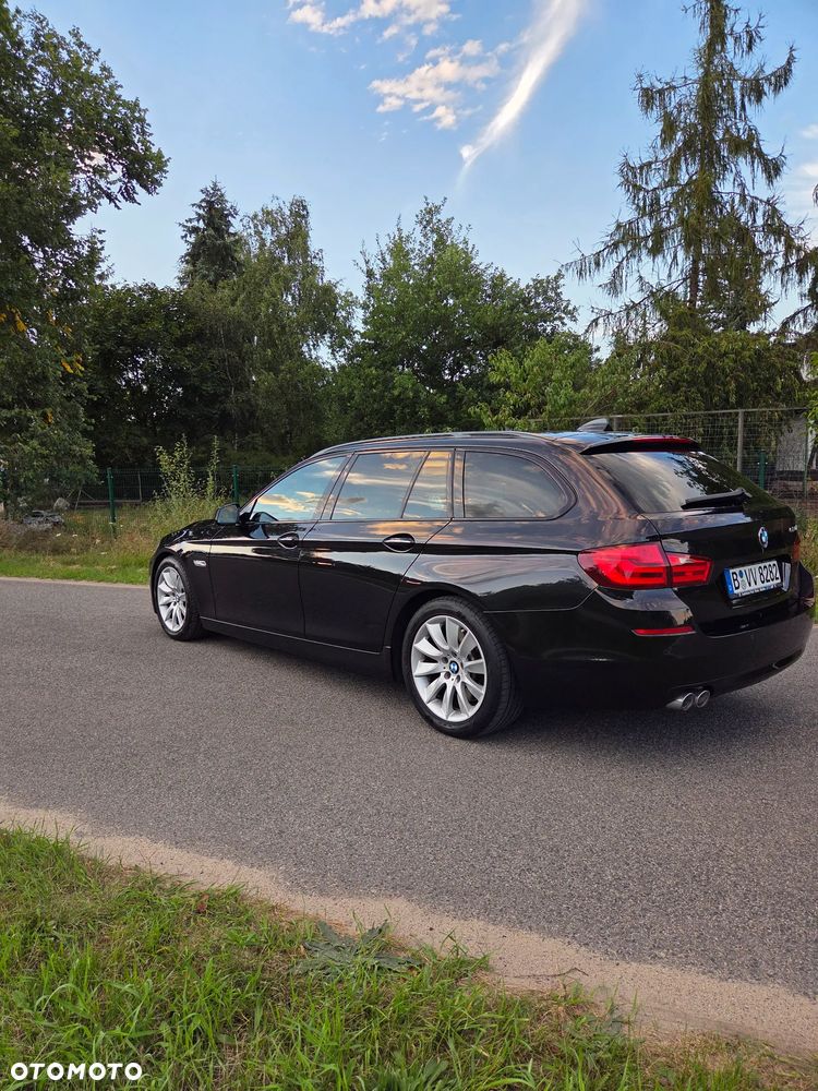 BMW Seria 5 520d Luxury Line - 32