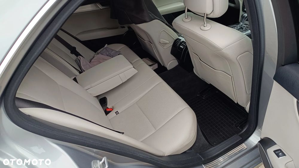 Mercedes-Benz Klasa C 250 CGI Automatik BlueEFFICIENCY - 18