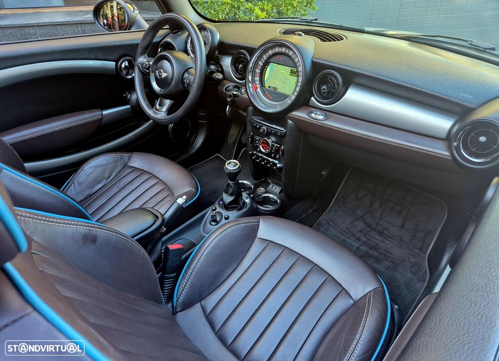 MINI Cabrio - 27