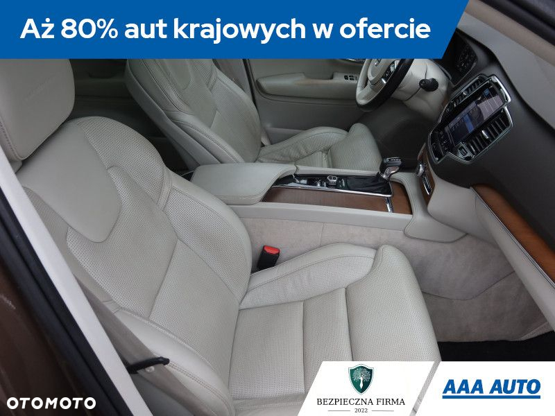 Volvo XC 90 - 10