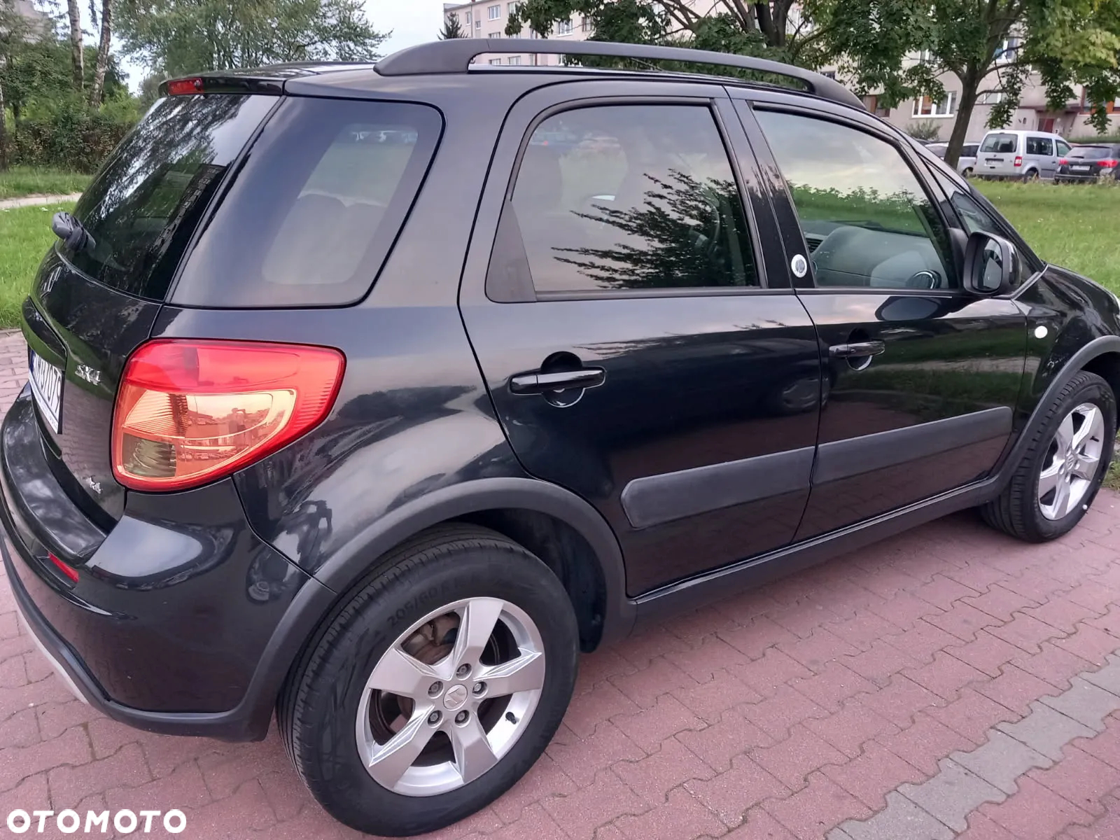 Suzuki SX4 1.6 Moonlight Edition 4WD - 4