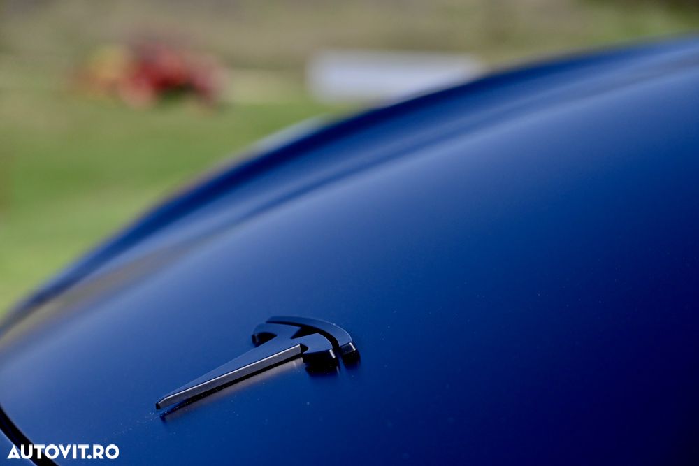 Tesla Model Y Performance - 23