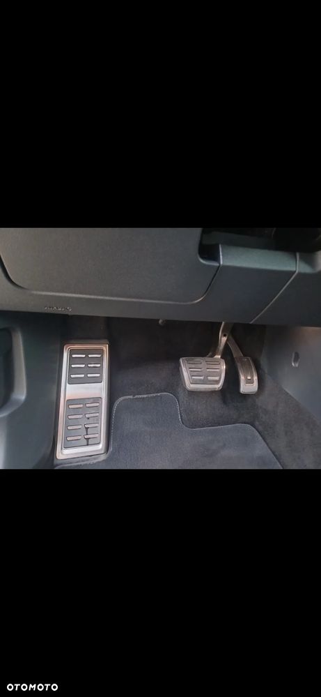 Volkswagen Touran 2.0 TDI BMT Highline DSG - 16