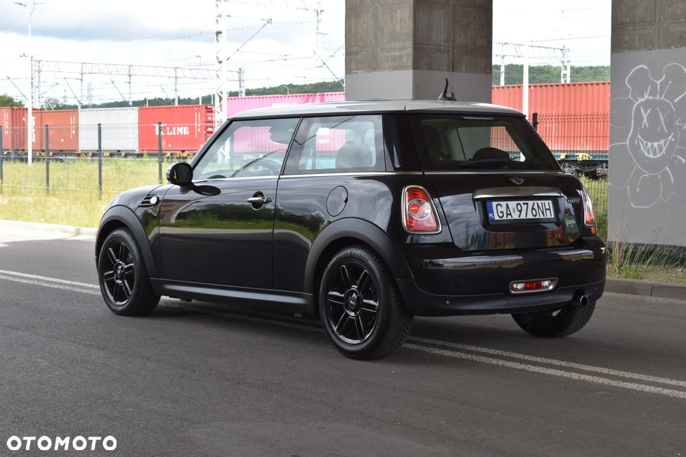 MINI ONE - 7