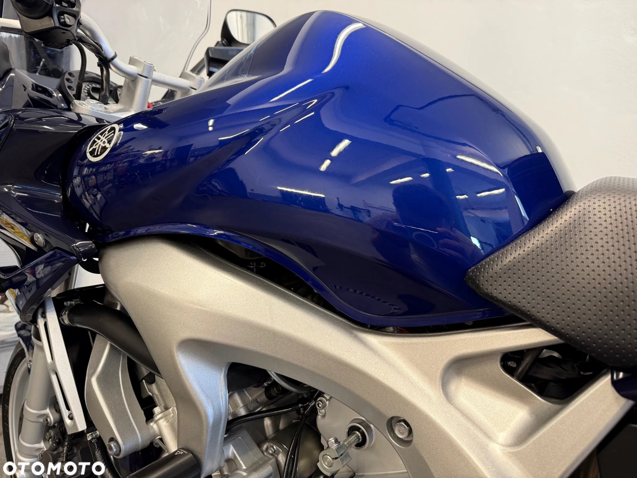 Yamaha FZ6 - 18
