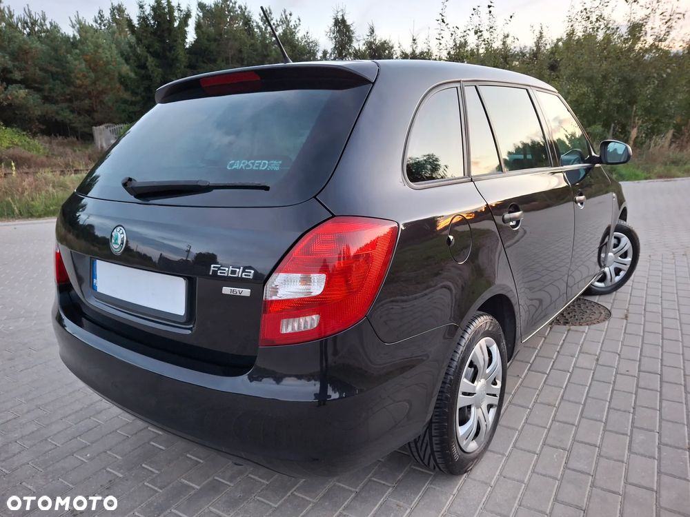 Skoda Fabia 1.4 16V Ambition - 4