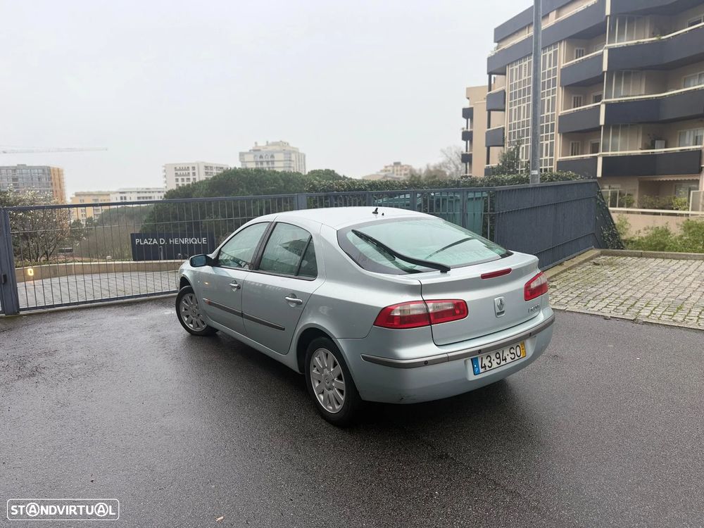 Renault Laguna 1.6 Privilège - 4