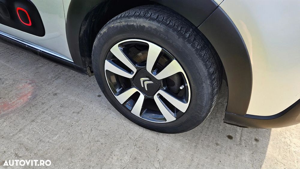 Citroën C3 1.2 PureTech BVM Feel - 23