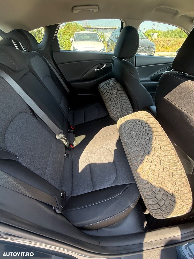 Hyundai i30 1.5 T-GDI MHEV 160CP Exclusive - 16