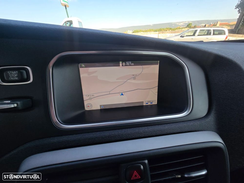 Volvo V40 D2 Powershift Momentum - 13