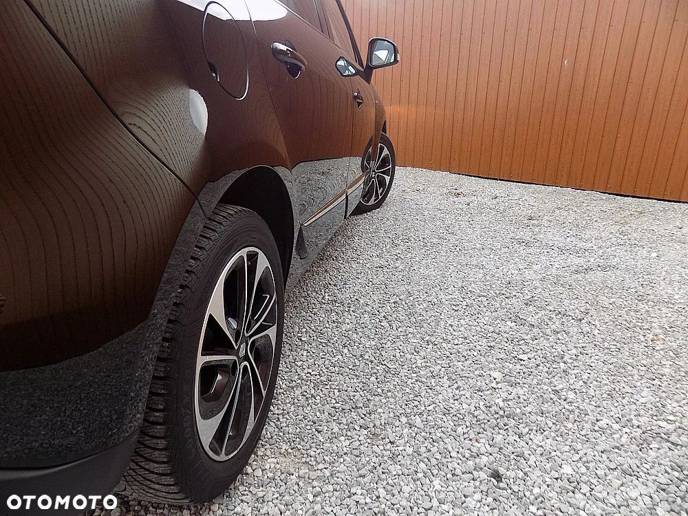 Renault Scenic ENERGY TCe 130 S&S Bose Edition - 31