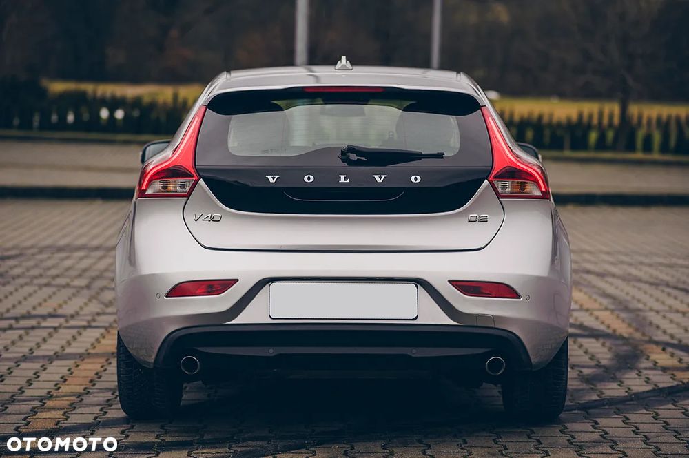 Volvo V40 D2 Drive-E Momentum - 6