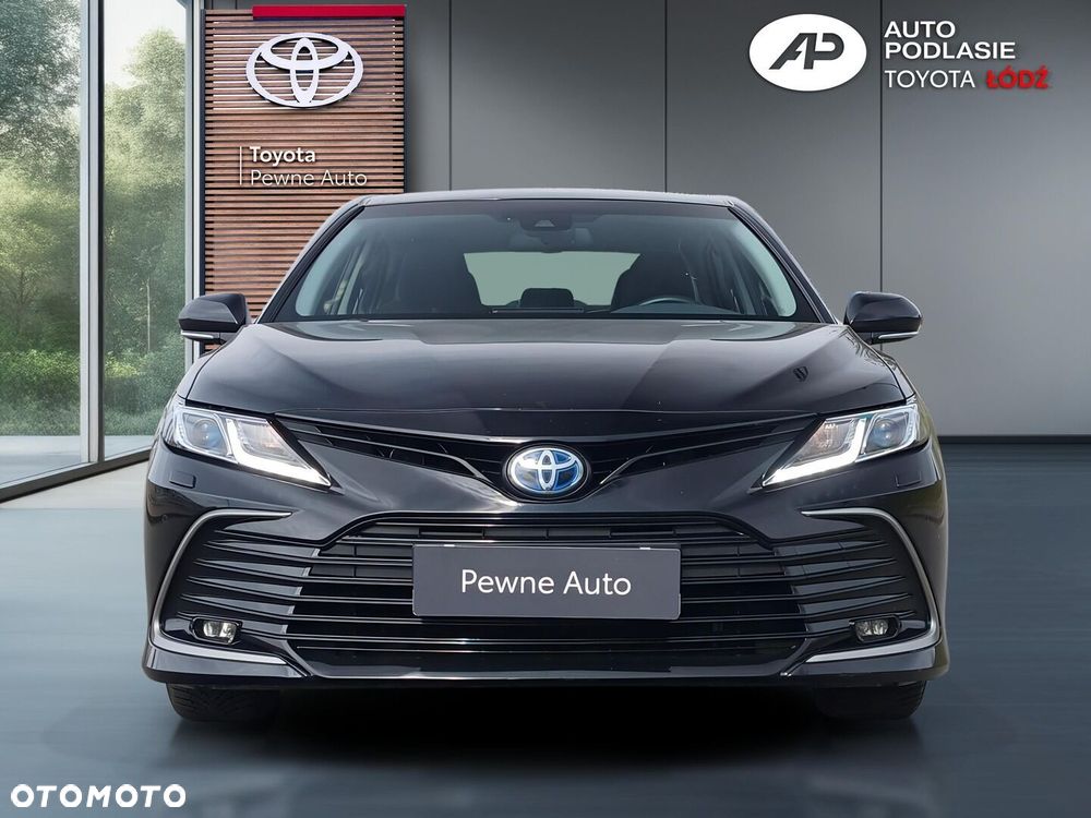 Toyota Camry 2.5 Hybrid Comfort CVT - 3