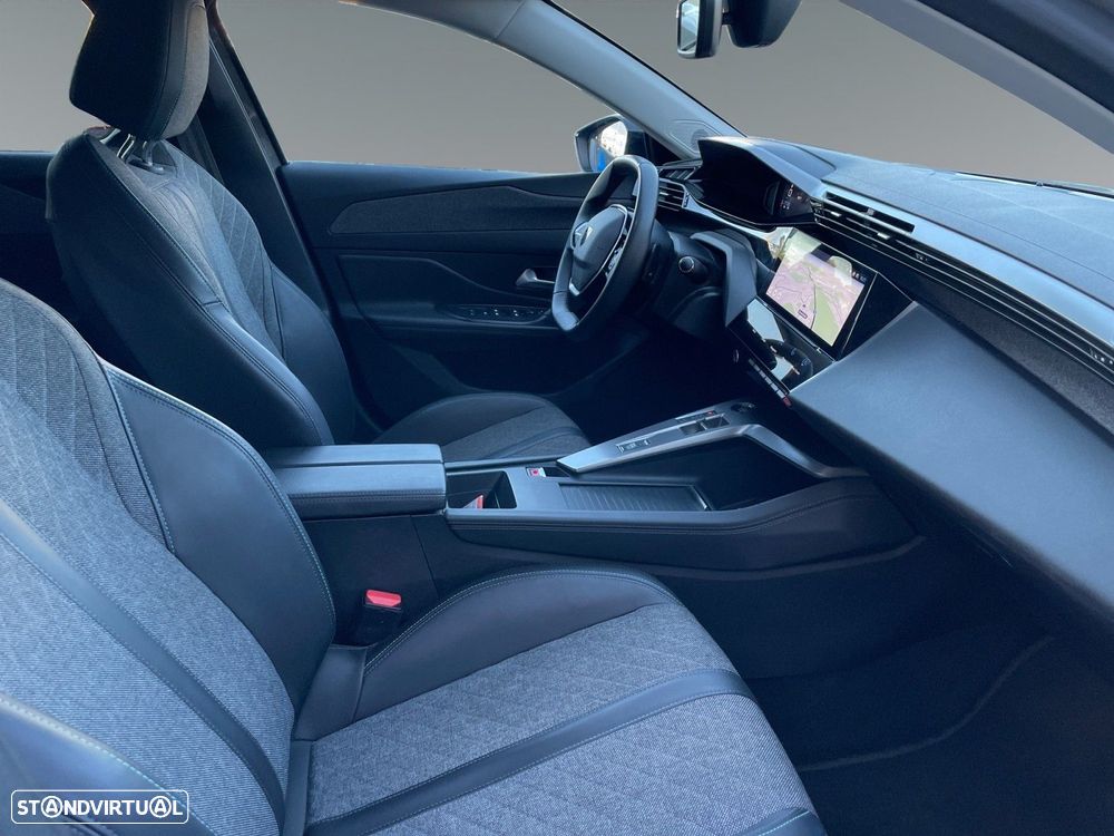 Peugeot 408 1.2 PureTech Allure EAT8 - 16