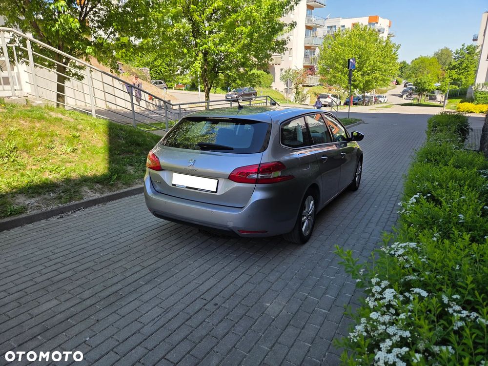 Peugeot 308 1.2 PureTech Allure Pack S&S - 4