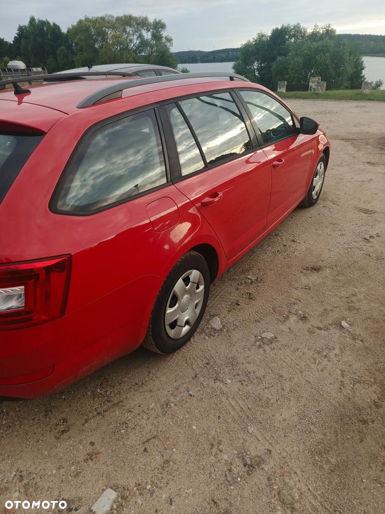 Skoda Octavia 1.6 TDI Ambition - 4
