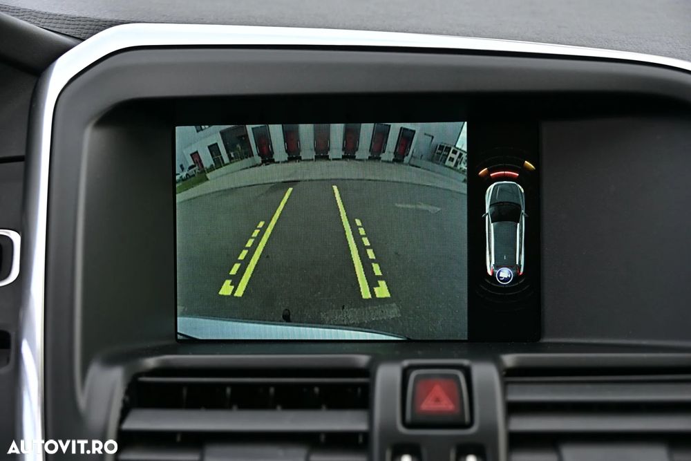 Volvo XC 60 D4 Geartronic Summum - 25