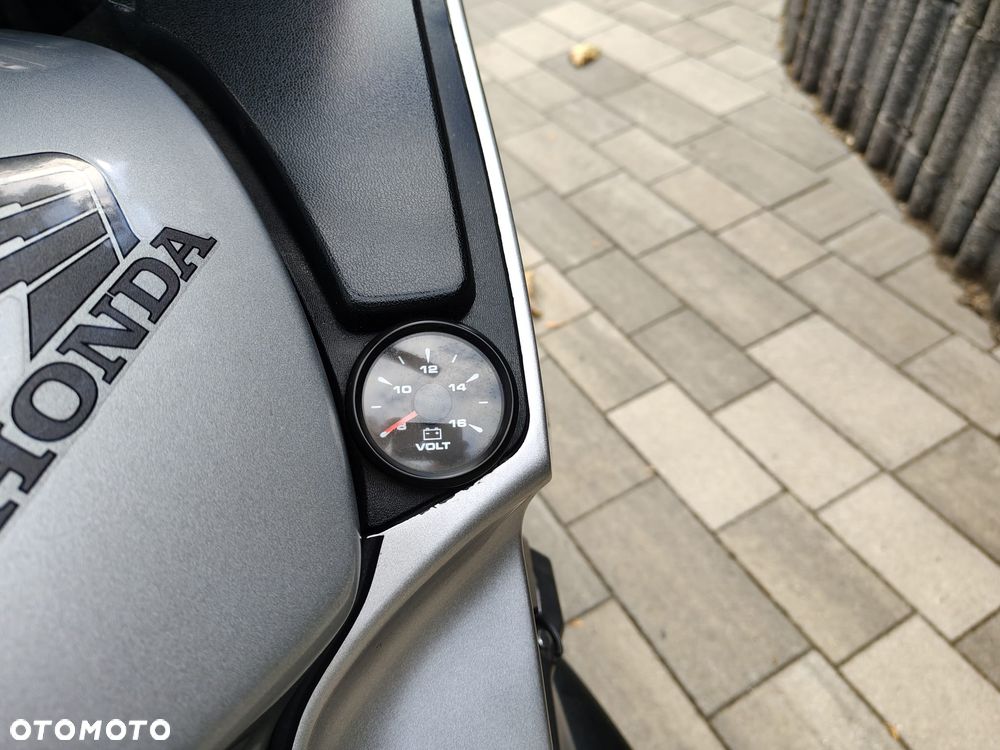 Honda ST - 16
