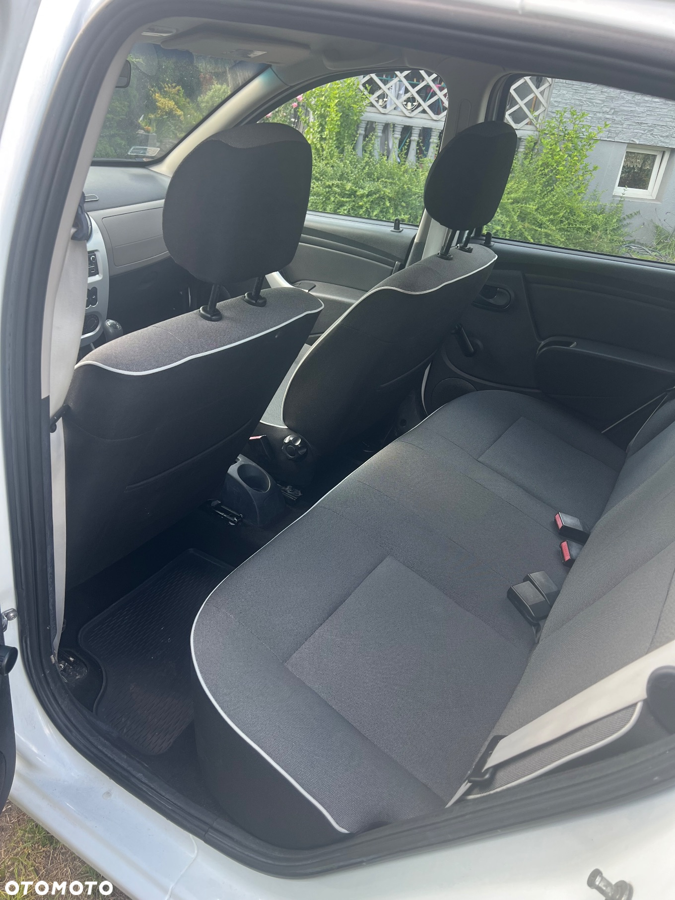 Dacia Sandero 1.2 16V Ambiance - 12