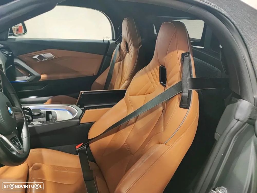 BMW Z4 30 i Pack M - 9