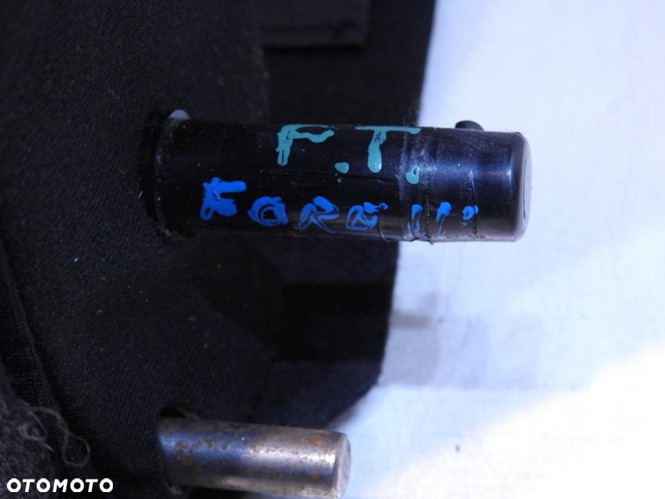 OPARCIE KANAPY PRAWY TYŁ SUBARU FORESTER III - 8
