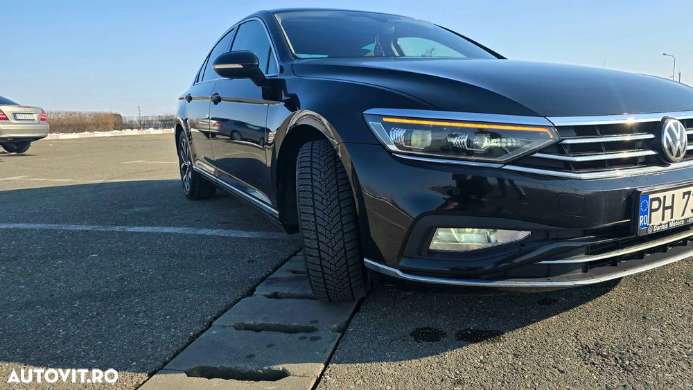 Volkswagen Passat 2.0 TDI DSG Highline - 22