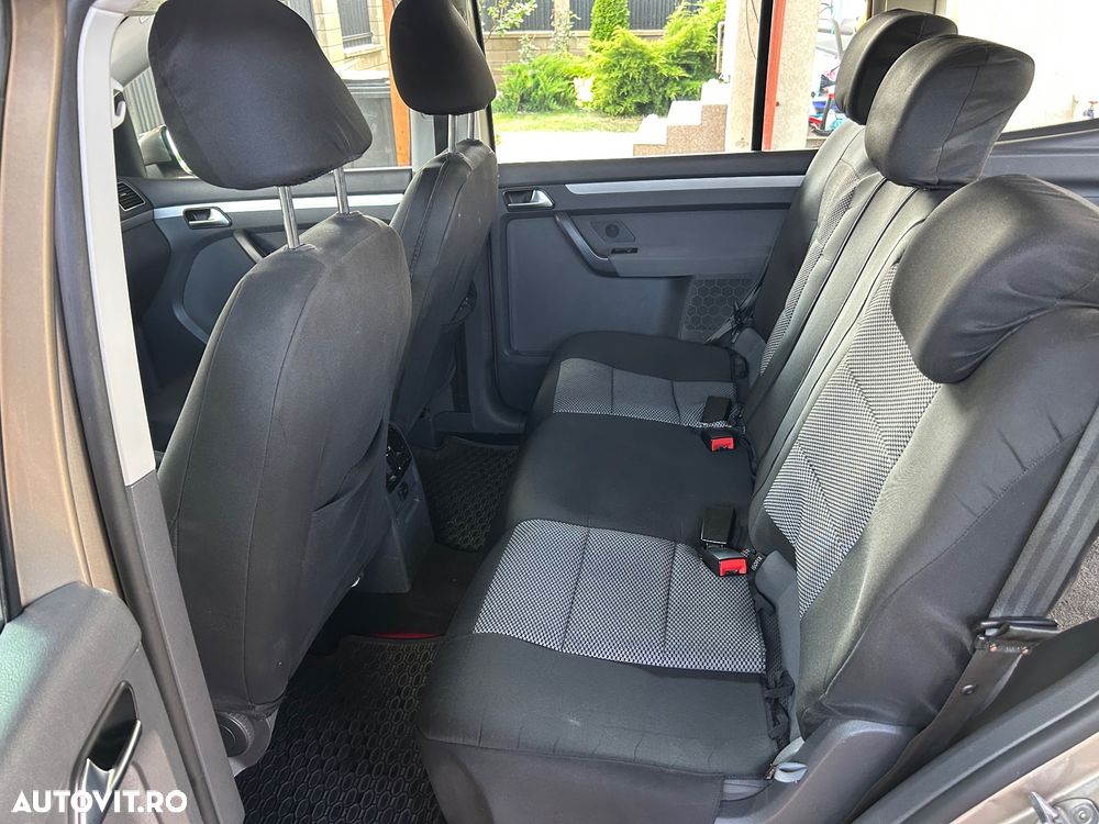 Volkswagen Touran - 7