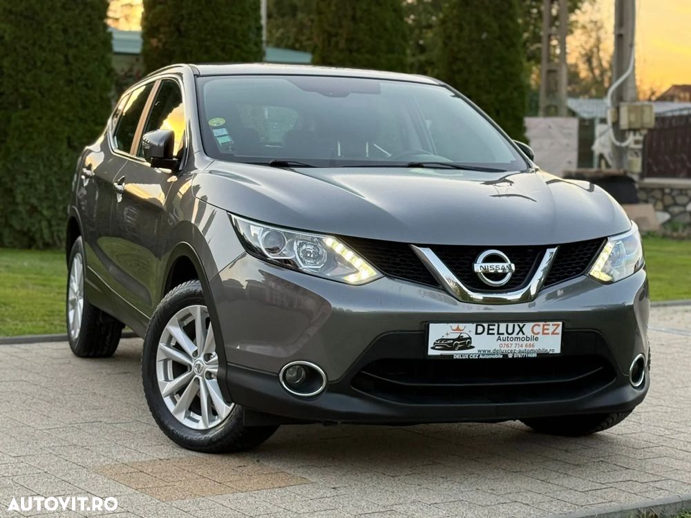 Nissan Qashqai 1.5 DCI N-Connecta - 2