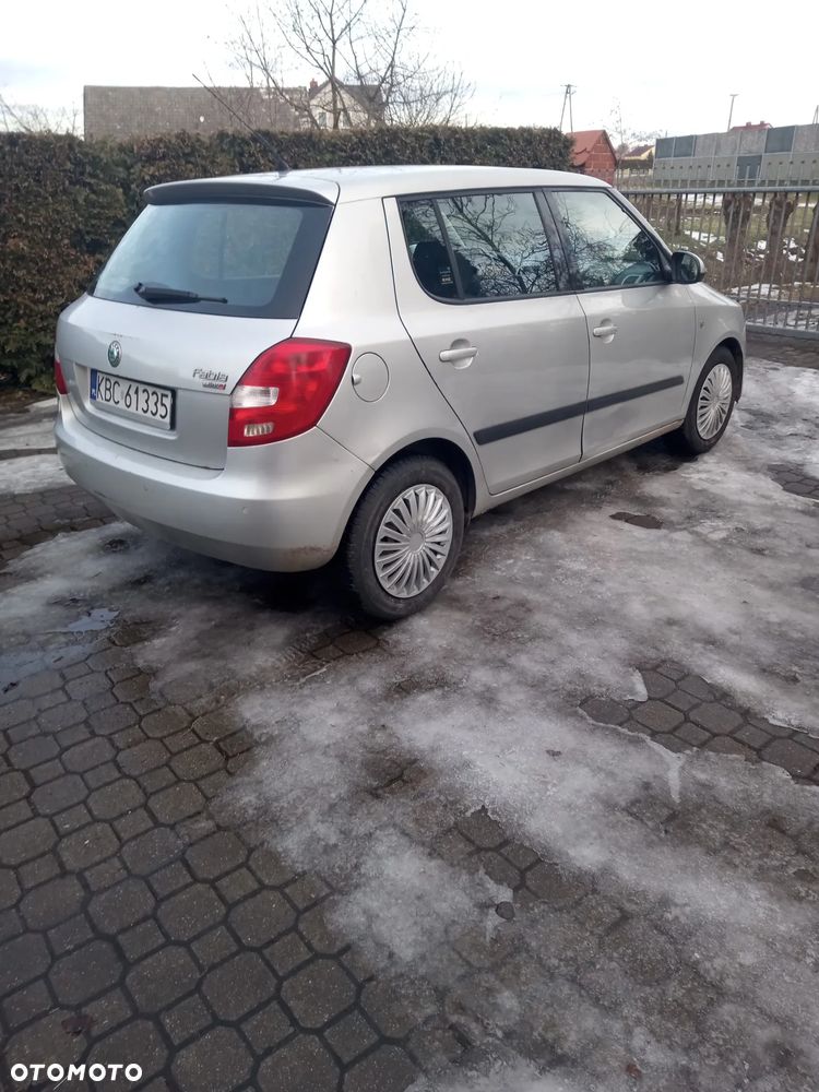 Skoda Fabia 1.6 16V Comfort - 2