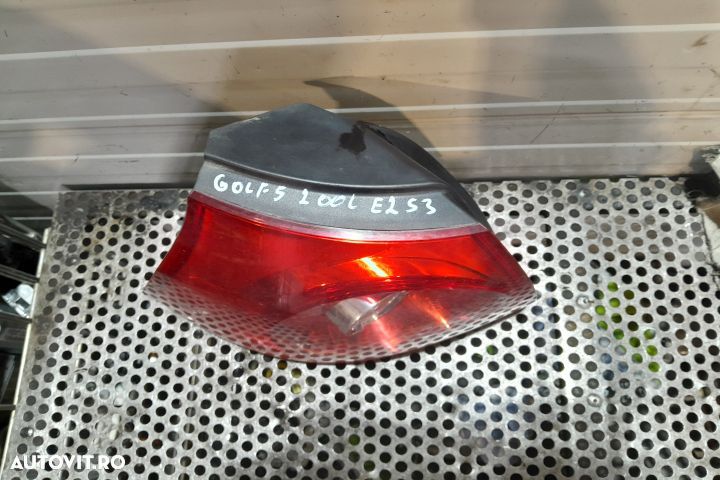 Lampa / Tripla stop stanga pe aripa Volkswagen VW Golf 5 [2003 - 2009 - 2