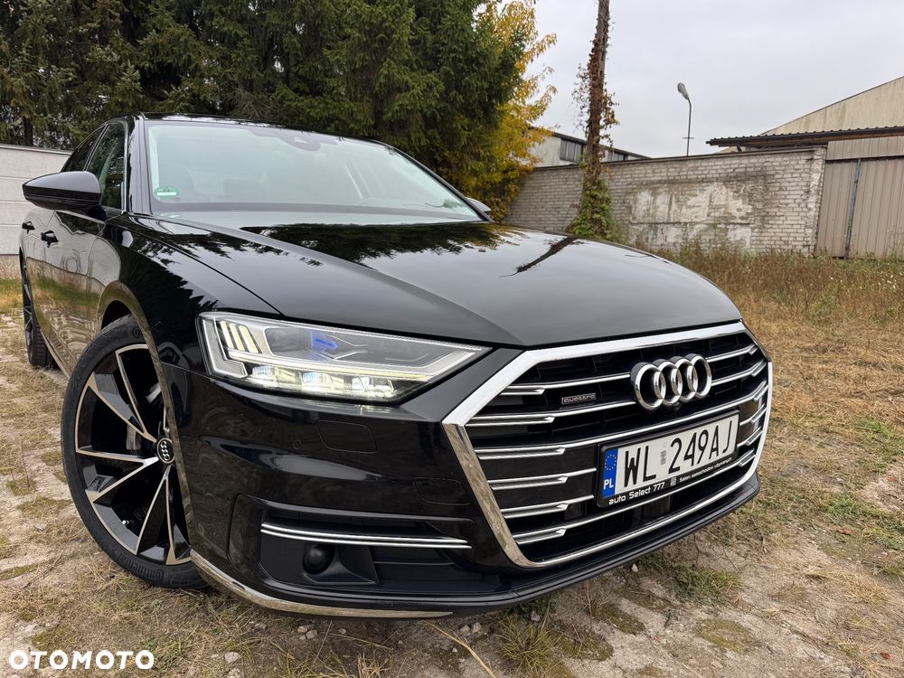 Audi A8 - 7