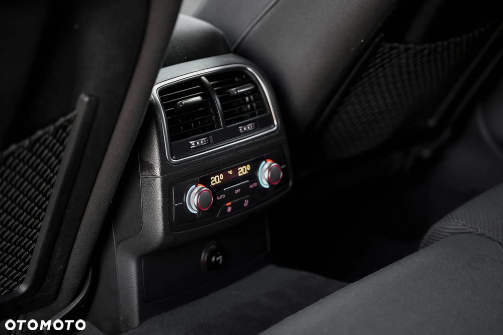 Audi A6 Avant 2.0 TDI ultra S tronic - 14