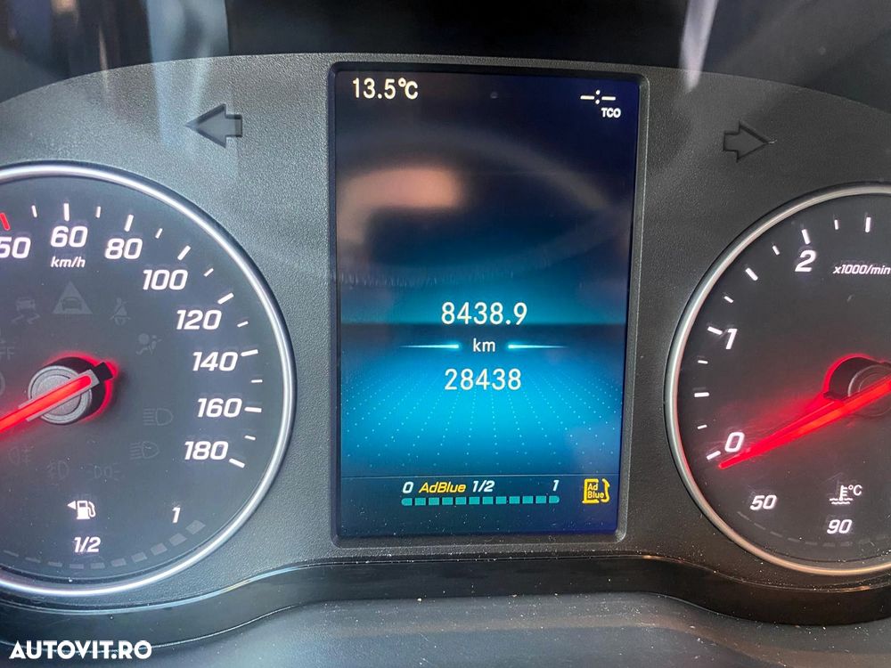 Mercedes-Benz Sprinter - 14