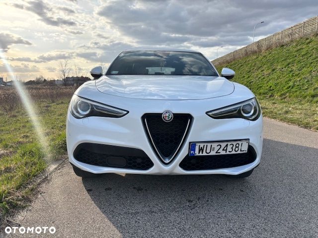 Alfa Romeo Stelvio 2.0 Turbo Executive Q4 - 9