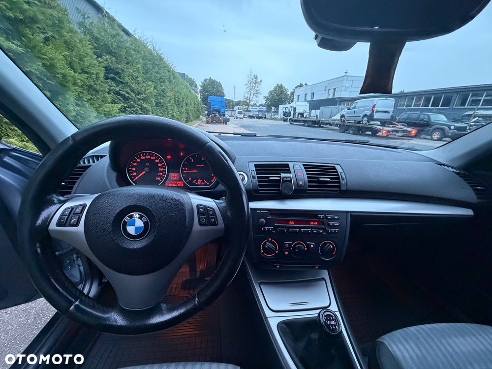 BMW Seria 1 118d - 9