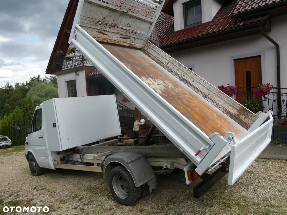 Mercedes-Benz SPRINTER - 18
