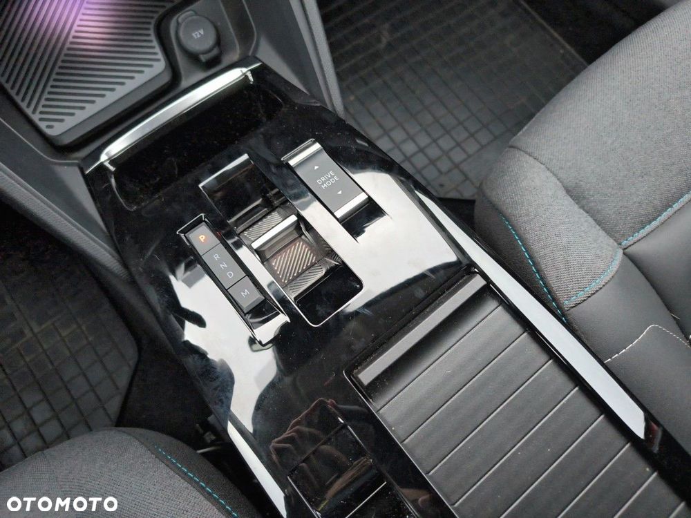 Citroën C4 1.2 PureTech Max S&S EAT8 - 16