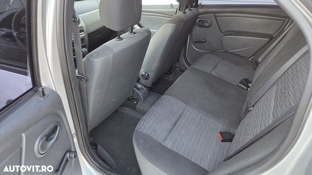 Dacia Logan 1.6 MPI Laureate - 5