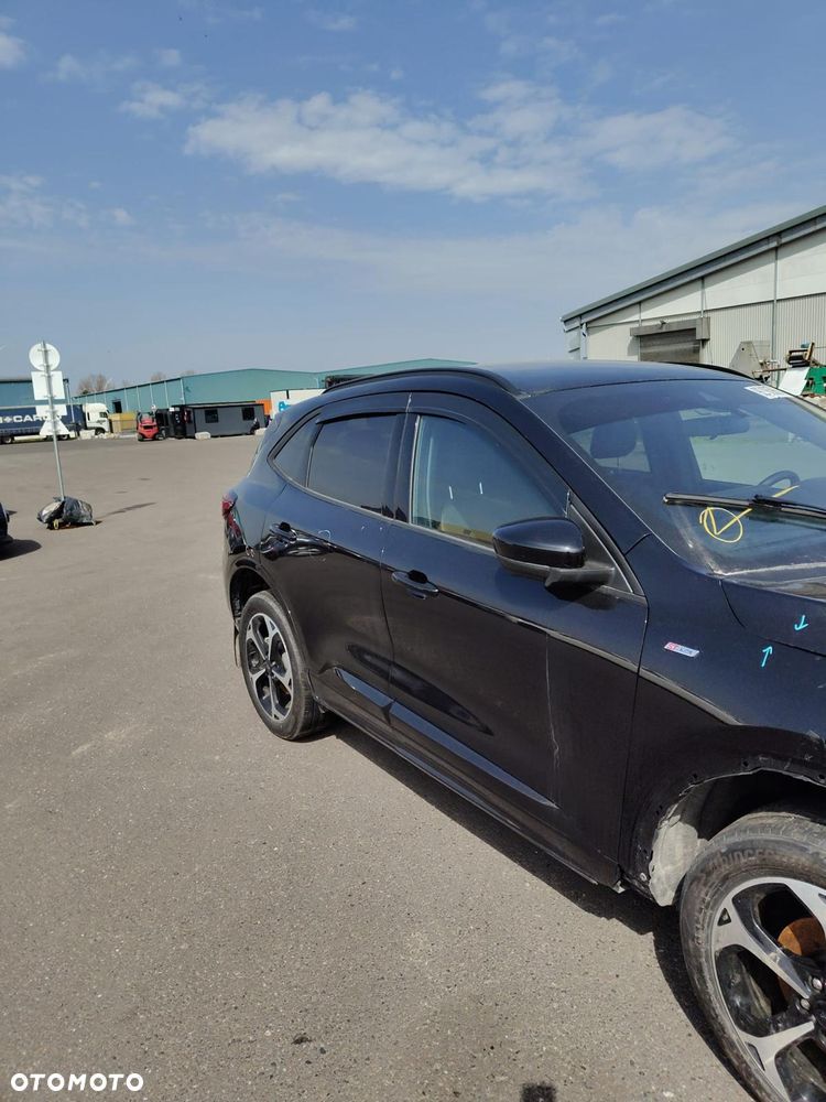 Ford Kuga 2.0 EcoBoost 4x4 Titanium - 8