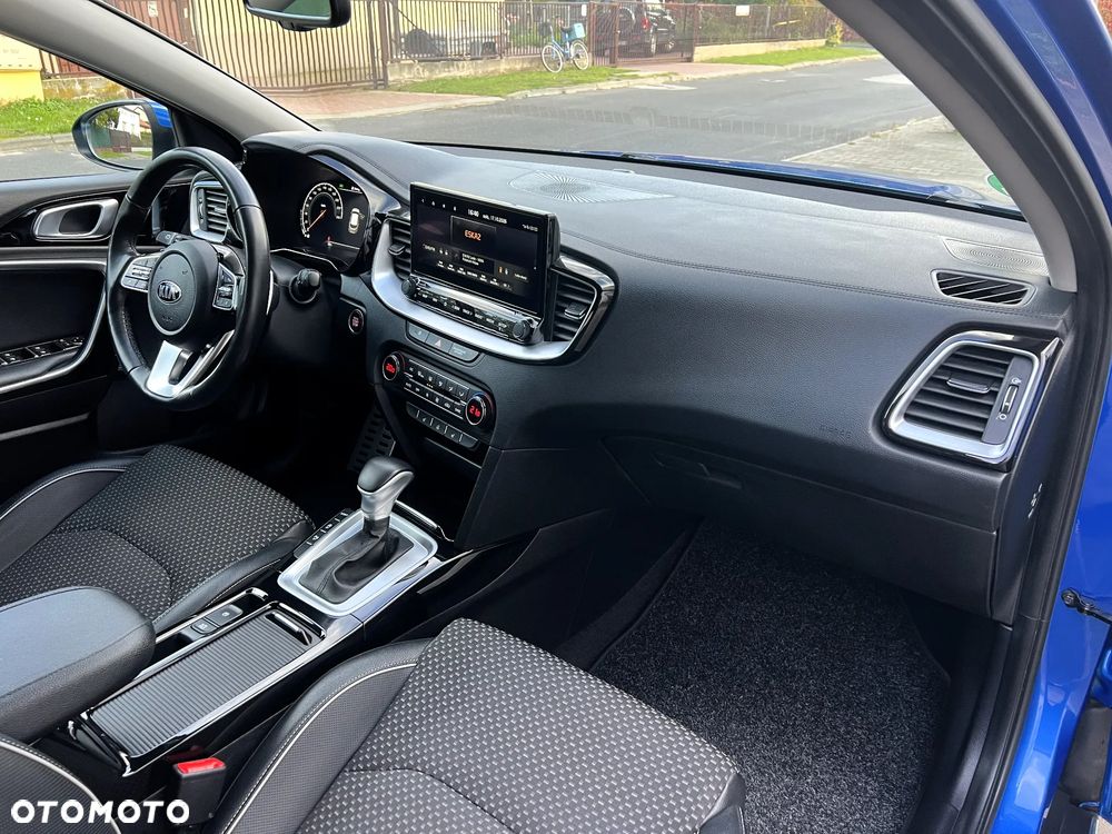 Kia XCeed 1.5 T-GDI OPF DCT7 JBL Sound Edition - 23