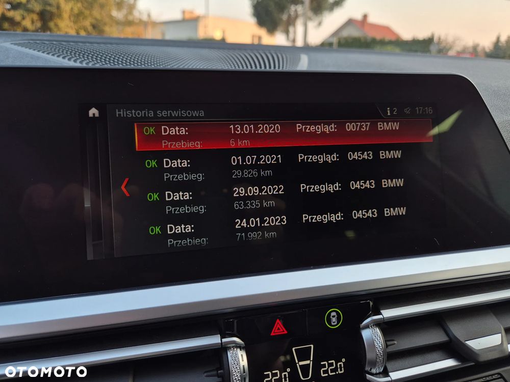 BMW Seria 3 330i Sport Line - 37