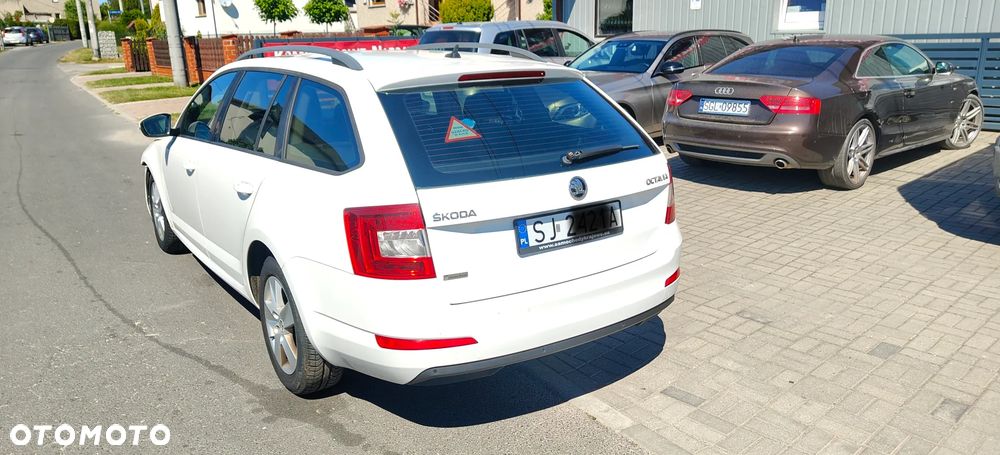 Skoda Octavia 1.6 TDI Ambition - 5