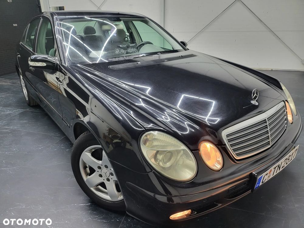 Mercedes-Benz Klasa E 200 Kompressor Classic Sport Edition - 4