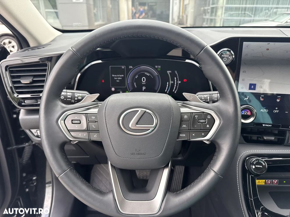 Lexus Seria NX - 17