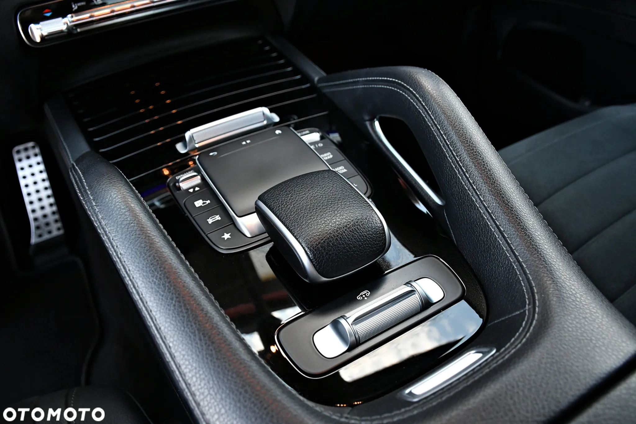 Mercedes-Benz GLE 300 d 4-Matic - 29