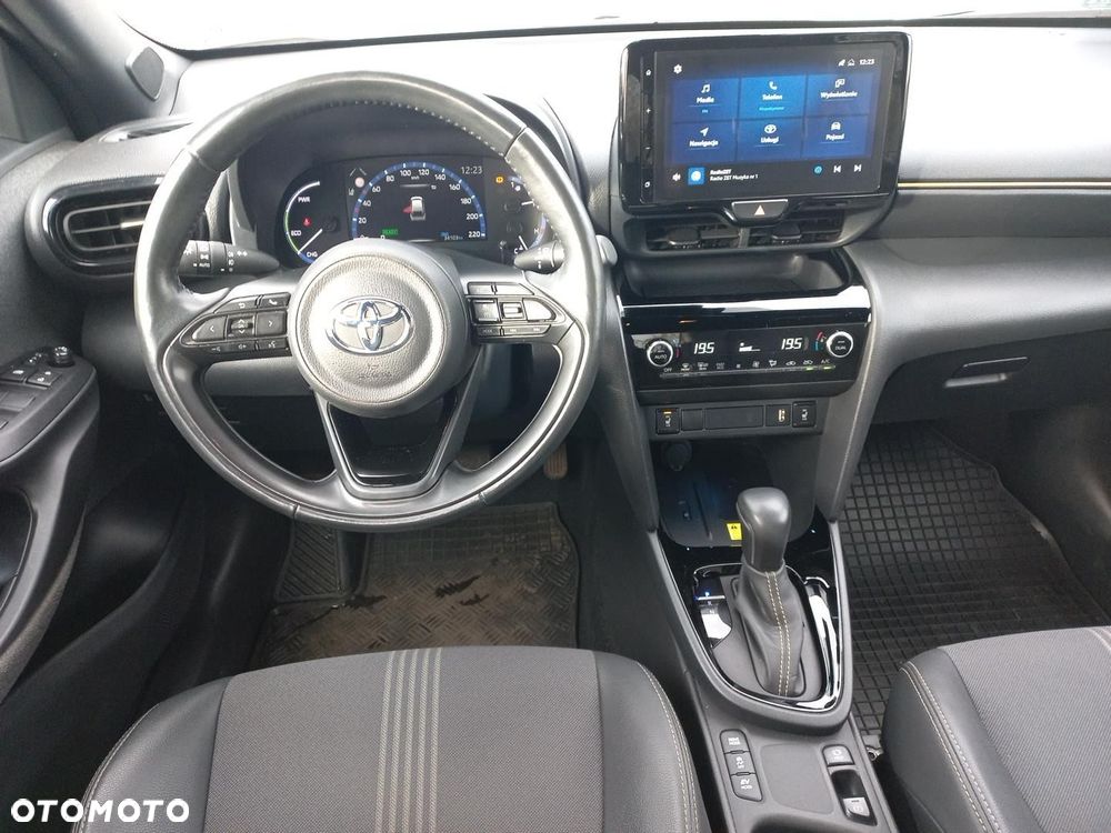 Toyota Yaris Cross Hybrid 1.5 Adventure - 15