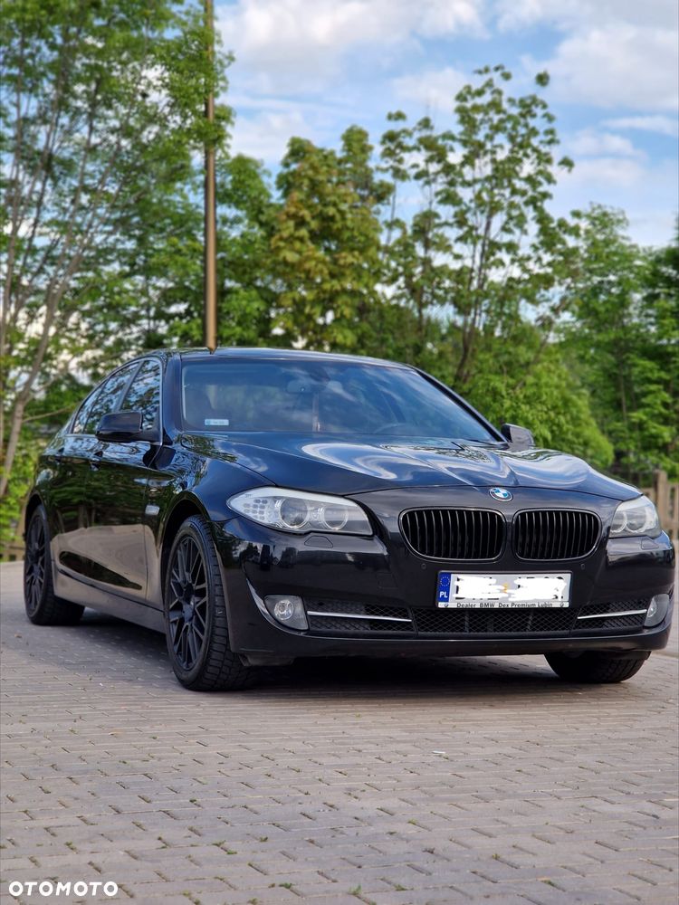 BMW Seria 5 525d xDrive - 1
